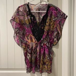 Print Top w/ Lace Detail